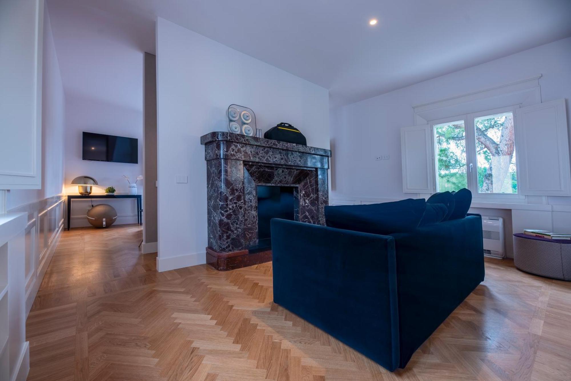 Boutique Hotel Villa Monty Banks Τσεζένα Δωμάτιο φωτογραφία