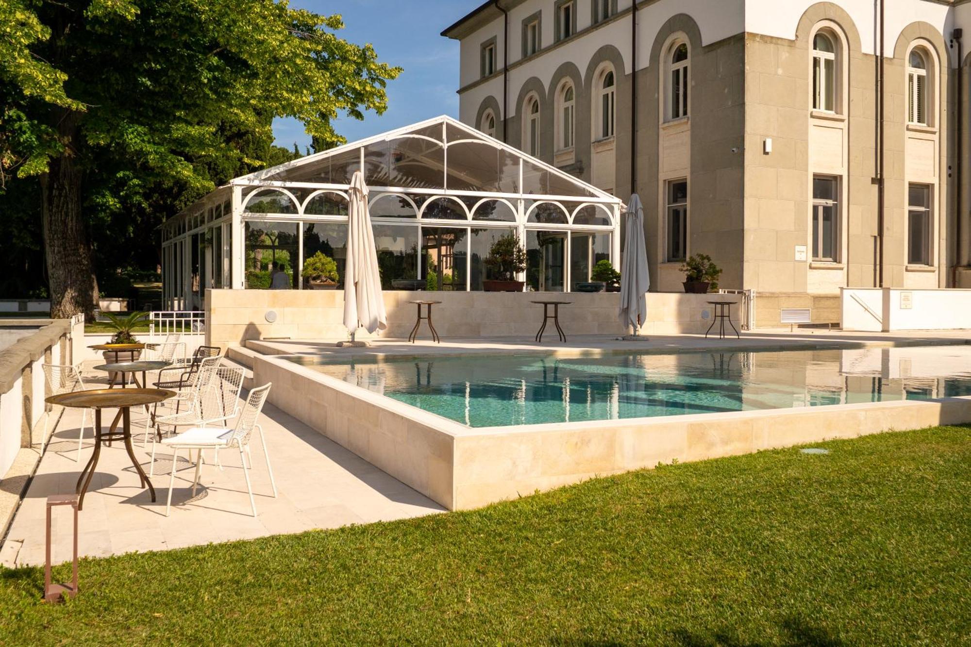 Boutique Hotel Villa Monty Banks Τσεζένα Εξωτερικό φωτογραφία